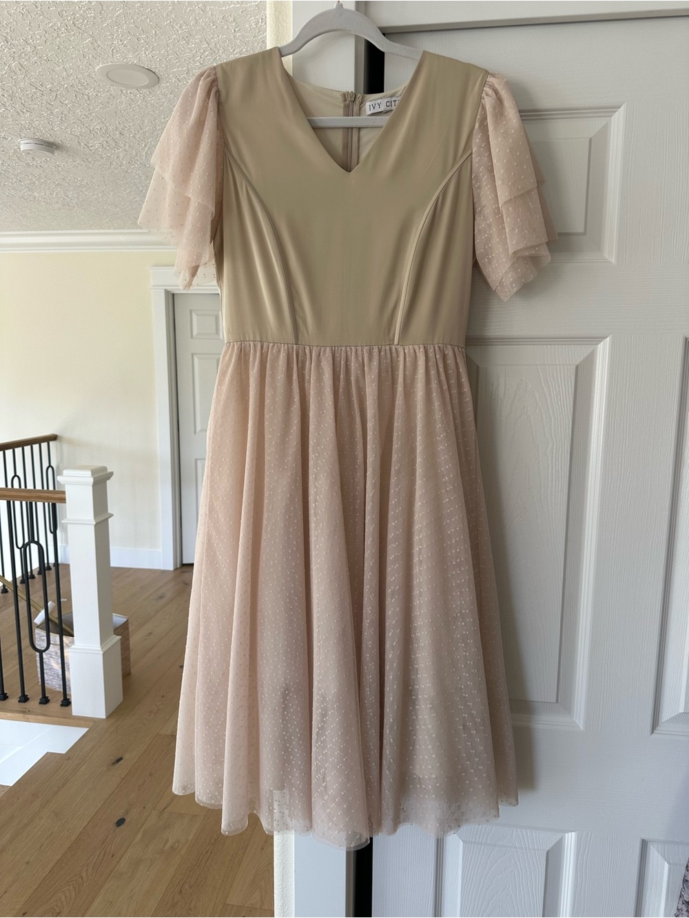 Ivy City Co Blush Cream Tulle Midi Dress